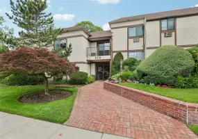 530 Hudson Avenue, Hempstead, NY, 2 Bedrooms Bedrooms, 5 Rooms Rooms,1 BathroomBathrooms,Residential,For Rent,Hudson,0,1018423 530 Hudson Avenue, Hempstead, NY, 2 Bedrooms Bedrooms, 5 Rooms Rooms,1 BathroomBathrooms,Residential,For Rent,Hudson,0,1018423