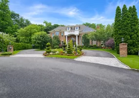 6 Boxwood Way, North Hempstead, NY, 6 Bedrooms Bedrooms, 13 Rooms Rooms,5 BathroomsBathrooms,Residential,For Rent,Boxwood,0,1018123 6 Boxwood Way, North Hempstead, NY, 6 Bedrooms Bedrooms, 13 Rooms Rooms,5 BathroomsBathrooms,Residential,For Rent,Boxwood,0,1018123