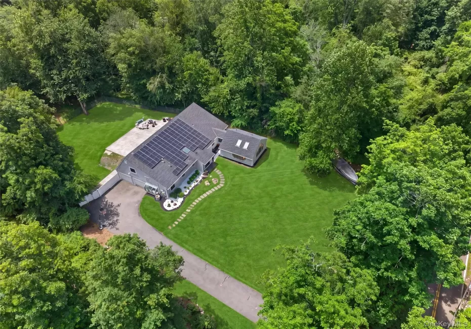 194 Mountain Road, Clarkstown, NY, 4 Bedrooms Bedrooms, 14 Rooms Rooms,3 BathroomsBathrooms,Residential,For Rent,Mountain,0,KEY1011208 194 Mountain Road, Clarkstown, NY, 4 Bedrooms Bedrooms, 14 Rooms Rooms,3 BathroomsBathrooms,Residential,For Rent,Mountain,0,KEY1011208
