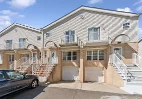 1601 Johnson Avenue, Hempstead, NY, 3 Bedrooms Bedrooms, 5 Rooms Rooms,2 BathroomsBathrooms,Residential,For Rent,Johnson,0,KEY1018668 1601 Johnson Avenue, Hempstead, NY, 3 Bedrooms Bedrooms, 5 Rooms Rooms,2 BathroomsBathrooms,Residential,For Rent,Johnson,0,KEY1018668
