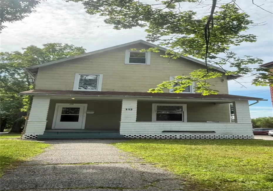 112 Murray Avenue, Goshen, NY, 3 Bedrooms Bedrooms, 6 Rooms Rooms,1 BathroomBathrooms,Residential Lease,For Rent,Murray,0,KEY1018491 112 Murray Avenue, Goshen, NY, 3 Bedrooms Bedrooms, 6 Rooms Rooms,1 BathroomBathrooms,Residential Lease,For Rent,Murray,0,KEY1018491