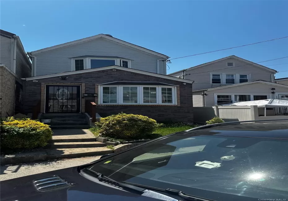 11242 Dillon Street, New York, NY, 3 Bedrooms Bedrooms, 7 Rooms Rooms,2 BathroomsBathrooms,Residential,For Rent,Dillon,0,KEY1005132 11242 Dillon Street, New York, NY, 3 Bedrooms Bedrooms, 7 Rooms Rooms,2 BathroomsBathrooms,Residential,For Rent,Dillon,0,KEY1005132