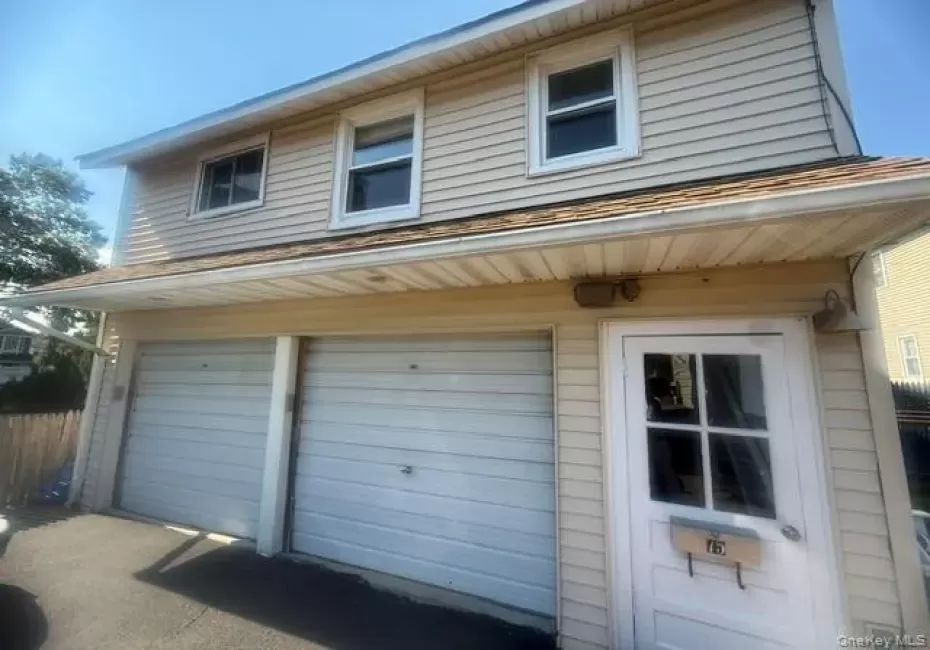 75 Hillside Avenue, North Hempstead, NY, 1 Bedroom Bedrooms, 3 Rooms Rooms,1 BathroomBathrooms,Residential Lease,For Rent,Hillside,0,KEY1018425 75 Hillside Avenue, North Hempstead, NY, 1 Bedroom Bedrooms, 3 Rooms Rooms,1 BathroomBathrooms,Residential Lease,For Rent,Hillside,0,KEY1018425