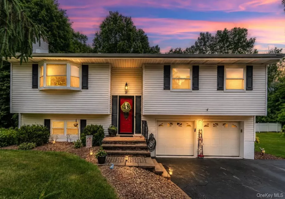 20 Kendell Drive, Wappinger, NY, 3 Bedrooms Bedrooms, 9 Rooms Rooms,2 BathroomsBathrooms,Residential,For Rent,Kendell,0,KEY1017707 20 Kendell Drive, Wappinger, NY, 3 Bedrooms Bedrooms, 9 Rooms Rooms,2 BathroomsBathrooms,Residential,For Rent,Kendell,0,KEY1017707