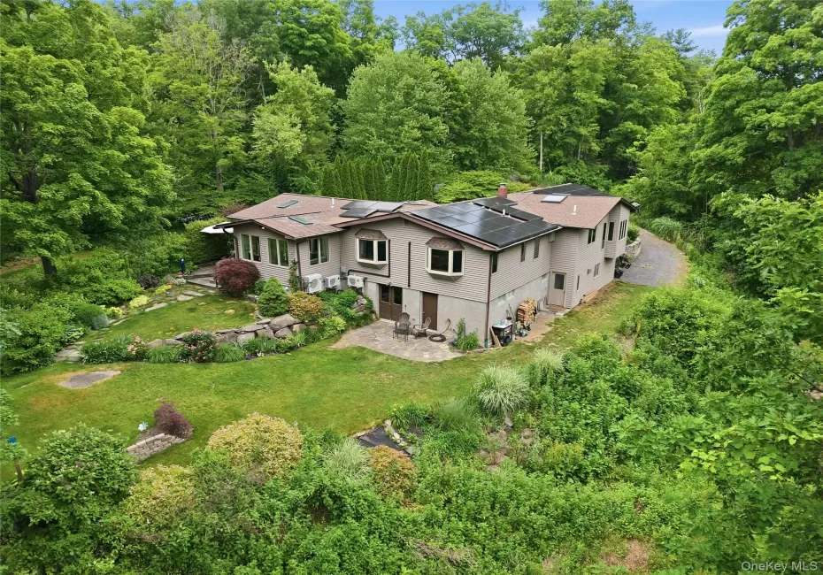 39 Loughran Lane, Esopus, NY, 4 Bedrooms Bedrooms, 8 Rooms Rooms,2 BathroomsBathrooms,Residential,For Rent,Loughran,0,KEY1015786 39 Loughran Lane, Esopus, NY, 4 Bedrooms Bedrooms, 8 Rooms Rooms,2 BathroomsBathrooms,Residential,For Rent,Loughran,0,KEY1015786