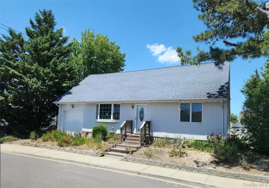 2777 Alder Road, Hempstead, NY, 3 Bedrooms Bedrooms, 6 Rooms Rooms,1 BathroomBathrooms,Residential,For Rent,Alder,0,1017486 2777 Alder Road, Hempstead, NY, 3 Bedrooms Bedrooms, 6 Rooms Rooms,1 BathroomBathrooms,Residential,For Rent,Alder,0,1017486