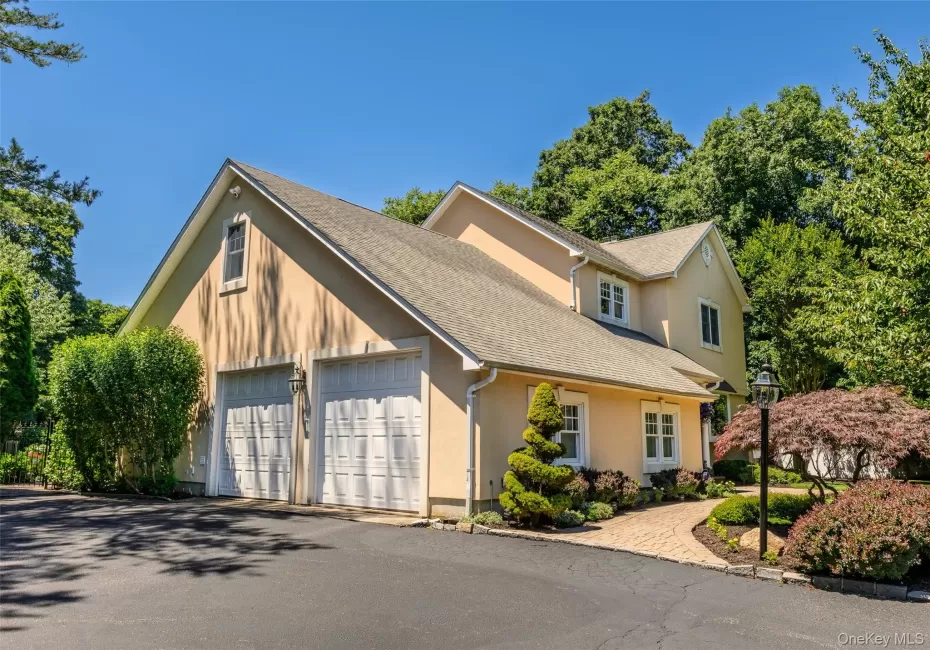 14 Fairway Drive, Brookhaven, NY, 4 Bedrooms Bedrooms, 8 Rooms Rooms,3 BathroomsBathrooms,Residential,For Rent,Fairway,0,KEY1018546 14 Fairway Drive, Brookhaven, NY, 4 Bedrooms Bedrooms, 8 Rooms Rooms,3 BathroomsBathrooms,Residential,For Rent,Fairway,0,KEY1018546