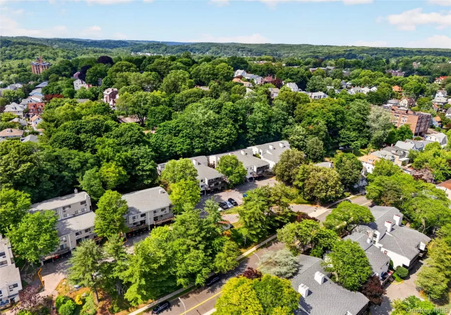 23 Hillside Terrace, White Plains, NY, 2 Bedrooms Bedrooms, 7 Rooms Rooms,1 BathroomBathrooms,Residential,For Rent,Hillside,0,KEY990923 23 Hillside Terrace, White Plains, NY, 2 Bedrooms Bedrooms, 7 Rooms Rooms,1 BathroomBathrooms,Residential,For Rent,Hillside,0,KEY990923