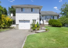 21 Pinetree Avenue, Oyster Bay, NY, 3 Bedrooms Bedrooms, 8 Rooms Rooms,2 BathroomsBathrooms,Residential,For Rent,Pinetree,0,1018382 21 Pinetree Avenue, Oyster Bay, NY, 3 Bedrooms Bedrooms, 8 Rooms Rooms,2 BathroomsBathrooms,Residential,For Rent,Pinetree,0,1018382