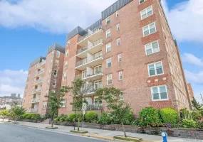 210 E Broadway, Long Beach, NY, 1 Bedroom Bedrooms, 4 Rooms Rooms,1 BathroomBathrooms,Residential,For Rent,E Broadway,0,KEY1018270 210 E Broadway, Long Beach, NY, 1 Bedroom Bedrooms, 4 Rooms Rooms,1 BathroomBathrooms,Residential,For Rent,E Broadway,0,KEY1018270