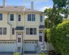 Turn-key end-unit townhome in the heart of New Rochelle! Turn-key end-unit townhome in the heart of New Rochelle!