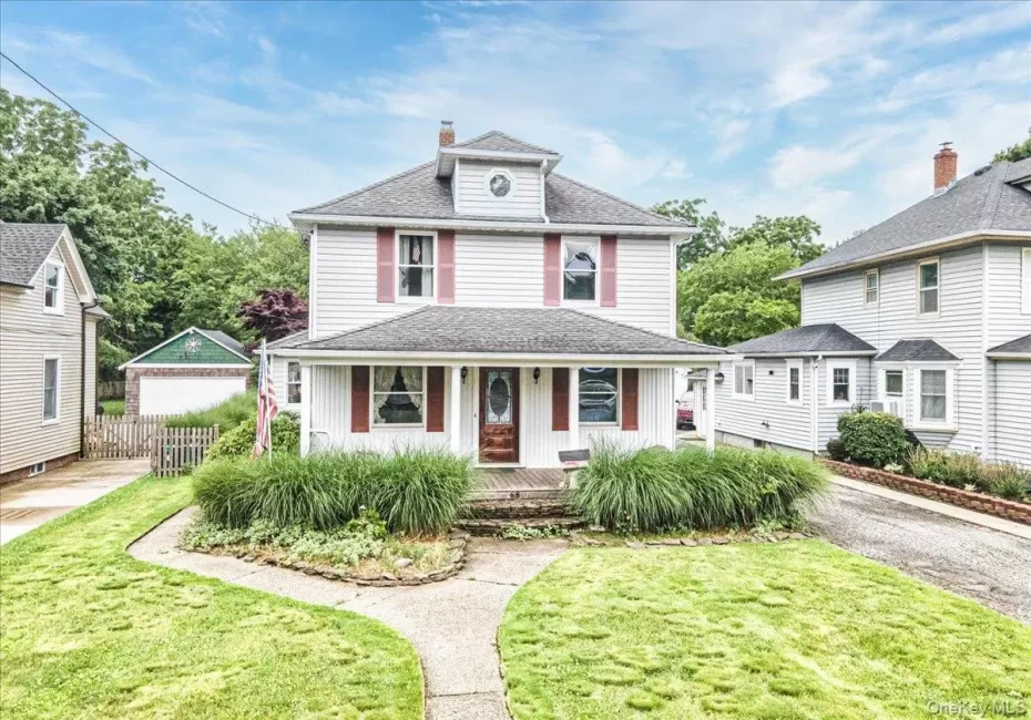 68 Rollstone Avenue, Islip, NY, 4 Bedrooms Bedrooms, 9 Rooms Rooms,1 BathroomBathrooms,Residential,For Rent,Rollstone,0,1018456 68 Rollstone Avenue, Islip, NY, 4 Bedrooms Bedrooms, 9 Rooms Rooms,1 BathroomBathrooms,Residential,For Rent,Rollstone,0,1018456
