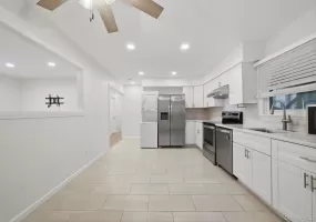 2 Grove Street, Babylon, NY, 2 Bedrooms Bedrooms, 4 Rooms Rooms,1 BathroomBathrooms,Residential Lease,For Rent,Grove,0,1018866 2 Grove Street, Babylon, NY, 2 Bedrooms Bedrooms, 4 Rooms Rooms,1 BathroomBathrooms,Residential Lease,For Rent,Grove,0,1018866