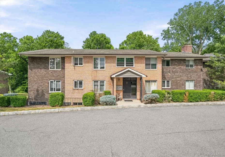 9 Barnett Drive, Monroe, NY, 1 Bedroom Bedrooms, 4 Rooms Rooms,1 BathroomBathrooms,Residential,For Rent,Barnett,0,KEY1018941 9 Barnett Drive, Monroe, NY, 1 Bedroom Bedrooms, 4 Rooms Rooms,1 BathroomBathrooms,Residential,For Rent,Barnett,0,KEY1018941