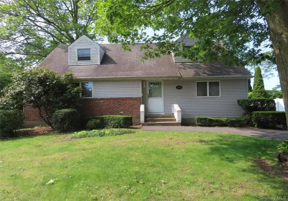 120 Cerny Place, Islip, NY, 1 Bedroom Bedrooms, 3 Rooms Rooms,1 BathroomBathrooms,Residential Lease,For Rent,Cerny,0,KEY1018970 120 Cerny Place, Islip, NY, 1 Bedroom Bedrooms, 3 Rooms Rooms,1 BathroomBathrooms,Residential Lease,For Rent,Cerny,0,KEY1018970