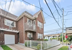 195 Beach 60th Street, New York, NY, 5 Bedrooms Bedrooms, 10 Rooms Rooms,3 BathroomsBathrooms,Residential,For Rent,Beach 60th,0,KEY1018834 195 Beach 60th Street, New York, NY, 5 Bedrooms Bedrooms, 10 Rooms Rooms,3 BathroomsBathrooms,Residential,For Rent,Beach 60th,0,KEY1018834