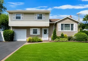 2 Gould Drive, Brookhaven, NY, 3 Bedrooms Bedrooms, 7 Rooms Rooms,2 BathroomsBathrooms,Residential,For Rent,Gould,0,1017649 2 Gould Drive, Brookhaven, NY, 3 Bedrooms Bedrooms, 7 Rooms Rooms,2 BathroomsBathrooms,Residential,For Rent,Gould,0,1017649