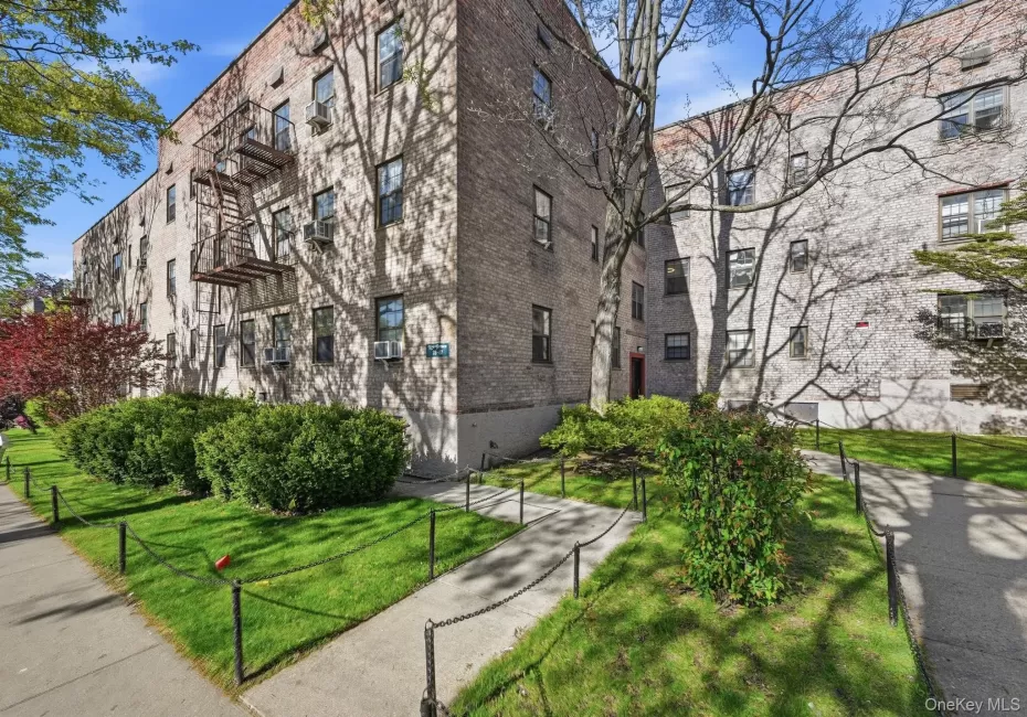 7837 Main Street, New York, NY, 1 Bedroom Bedrooms, 3 Rooms Rooms,1 BathroomBathrooms,Residential,For Rent,Main,0,KEY1018867 7837 Main Street, New York, NY, 1 Bedroom Bedrooms, 3 Rooms Rooms,1 BathroomBathrooms,Residential,For Rent,Main,0,KEY1018867