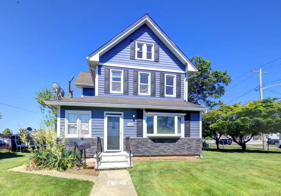 1250 Woodfield Road, Hempstead, NY, 3 Bedrooms Bedrooms, 5 Rooms Rooms,1 BathroomBathrooms,Residential Lease,For Rent,Woodfield,0,KEY1018977 1250 Woodfield Road, Hempstead, NY, 3 Bedrooms Bedrooms, 5 Rooms Rooms,1 BathroomBathrooms,Residential Lease,For Rent,Woodfield,0,KEY1018977