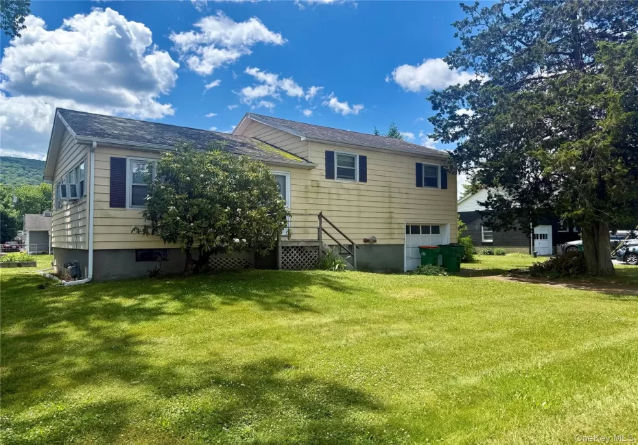 858 Route 52, Fishkill, NY, 3 Bedrooms Bedrooms, 7 Rooms Rooms,1 BathroomBathrooms,Residential,For Rent,Route 52,0,KEY1019105 858 Route 52, Fishkill, NY, 3 Bedrooms Bedrooms, 7 Rooms Rooms,1 BathroomBathrooms,Residential,For Rent,Route 52,0,KEY1019105