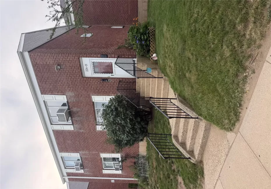 226-01 Hillside Avenue, New York, NY, 2 Bedrooms Bedrooms, 6 Rooms Rooms,1 BathroomBathrooms,Residential,For Rent,Hillside,0,1019103 226-01 Hillside Avenue, New York, NY, 2 Bedrooms Bedrooms, 6 Rooms Rooms,1 BathroomBathrooms,Residential,For Rent,Hillside,0,1019103