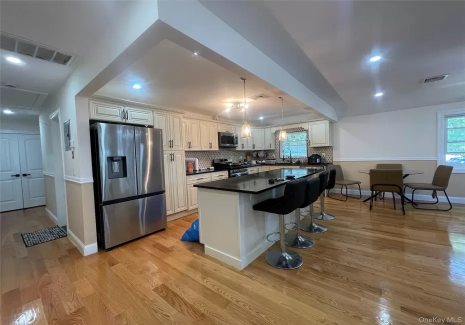 104-03 196th Street, New York, NY, 5 Bedrooms Bedrooms, 8 Rooms Rooms,3 BathroomsBathrooms,Residential Lease,For Rent,196th,0,1019131 104-03 196th Street, New York, NY, 5 Bedrooms Bedrooms, 8 Rooms Rooms,3 BathroomsBathrooms,Residential Lease,For Rent,196th,0,1019131