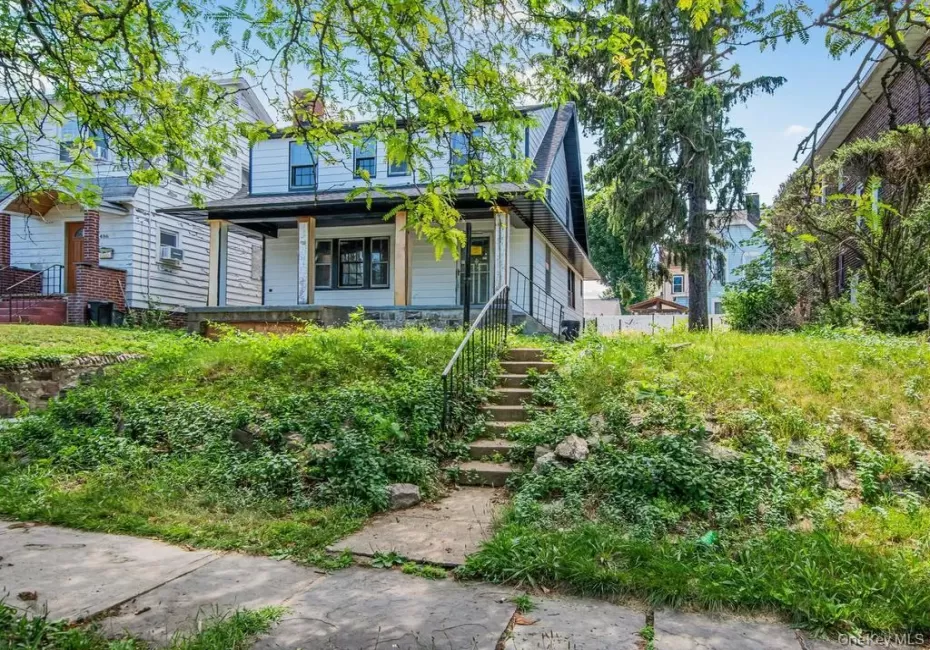 484 5th Street, Mount Vernon, NY, 4 Bedrooms Bedrooms, 8 Rooms Rooms,1 BathroomBathrooms,Residential,For Rent,5th,0,KEY1019067 484 5th Street, Mount Vernon, NY, 4 Bedrooms Bedrooms, 8 Rooms Rooms,1 BathroomBathrooms,Residential,For Rent,5th,0,KEY1019067