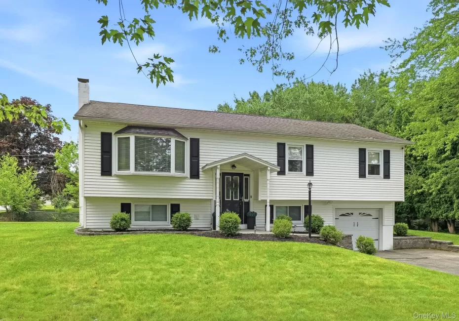 1 Craig Place, Wappinger, NY, 3 Bedrooms Bedrooms, 7 Rooms Rooms,2 BathroomsBathrooms,Residential,For Rent,Craig,0,KEY1018147 1 Craig Place, Wappinger, NY, 3 Bedrooms Bedrooms, 7 Rooms Rooms,2 BathroomsBathrooms,Residential,For Rent,Craig,0,KEY1018147