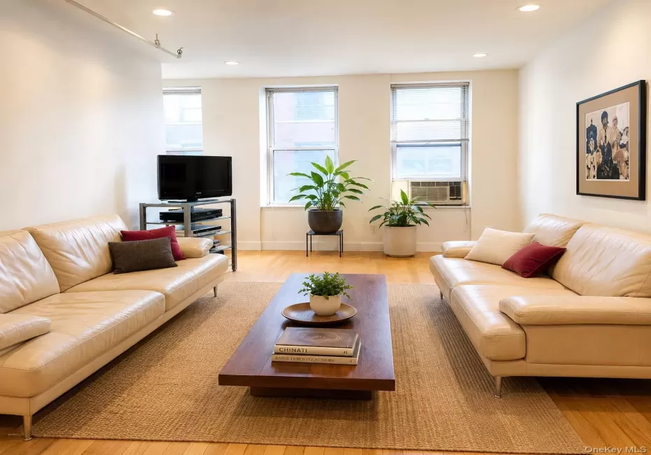 30 13th Street, New York, NY, 1 Bedroom Bedrooms, 3 Rooms Rooms,2 BathroomsBathrooms,Residential,For Rent,13th,0,KEY1019183 30 13th Street, New York, NY, 1 Bedroom Bedrooms, 3 Rooms Rooms,2 BathroomsBathrooms,Residential,For Rent,13th,0,KEY1019183