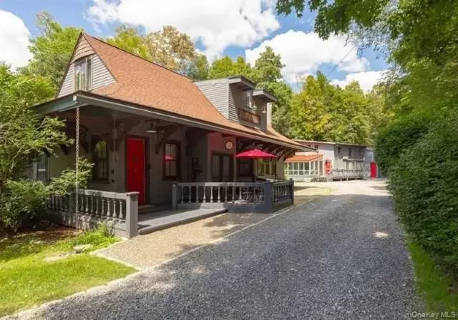5-15 OLD DEPOT, Stanford, NY, 4 Bedrooms Bedrooms, 10 Rooms Rooms,4 BathroomsBathrooms,Residential,For Rent,OLD DEPOT,0,961487 5-15 OLD DEPOT, Stanford, NY, 4 Bedrooms Bedrooms, 10 Rooms Rooms,4 BathroomsBathrooms,Residential,For Rent,OLD DEPOT,0,961487