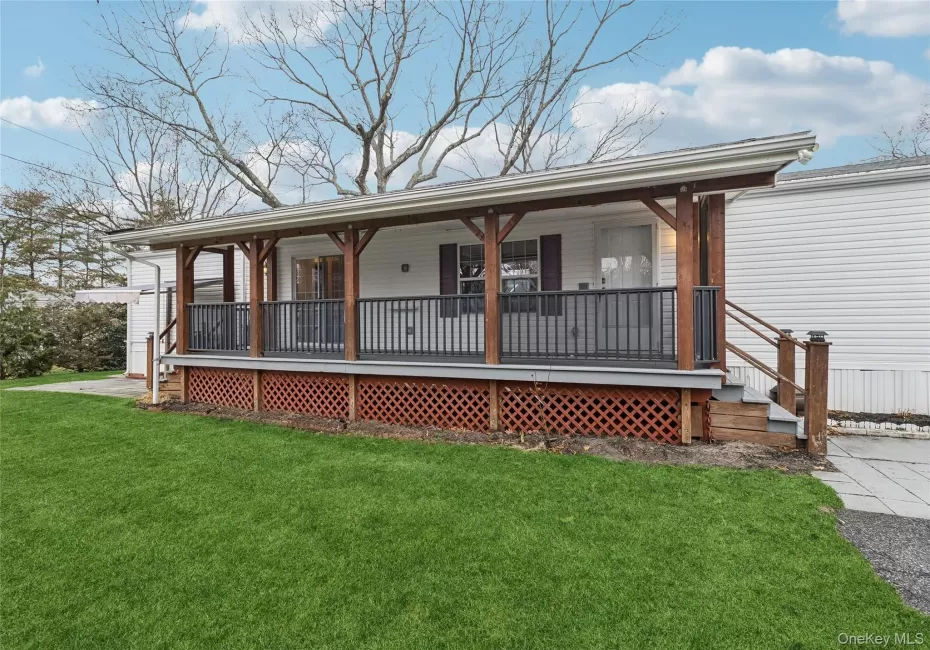 37 Hubbard Ave #5, Riverhead, NY, 2 Bedrooms Bedrooms, 3 Rooms Rooms,1 BathroomBathrooms,Residential,For Rent,Hubbard Ave #5,0,972229 37 Hubbard Ave #5, Riverhead, NY, 2 Bedrooms Bedrooms, 3 Rooms Rooms,1 BathroomBathrooms,Residential,For Rent,Hubbard Ave #5,0,972229
