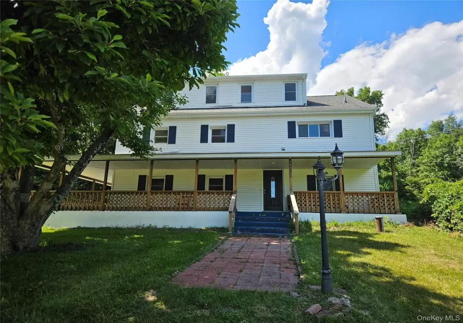 748 Greenville Turnpike, Middletown, NY, 4 Bedrooms Bedrooms, 8 Rooms Rooms,2 BathroomsBathrooms,Residential Lease,For Rent,Greenville,0,1017019 748 Greenville Turnpike, Middletown, NY, 4 Bedrooms Bedrooms, 8 Rooms Rooms,2 BathroomsBathrooms,Residential Lease,For Rent,Greenville,0,1017019