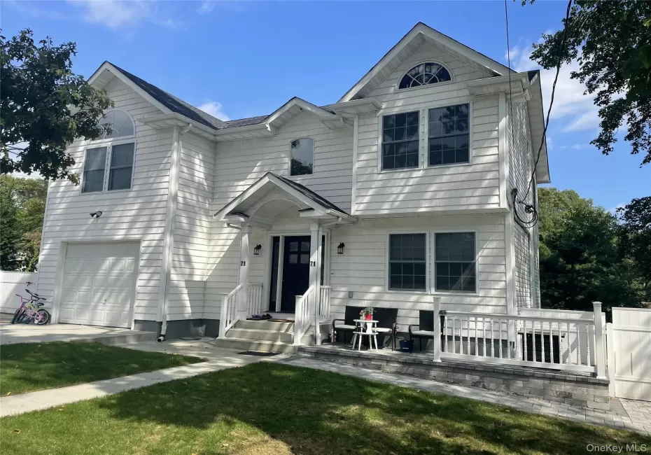 71 Penn Street, Brookhaven, NY, 3 Bedrooms Bedrooms, 10 Rooms Rooms,4 BathroomsBathrooms,Residential,For Rent,Penn,0,KEY1019159 71 Penn Street, Brookhaven, NY, 3 Bedrooms Bedrooms, 10 Rooms Rooms,4 BathroomsBathrooms,Residential,For Rent,Penn,0,KEY1019159