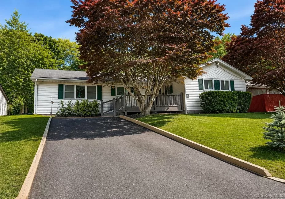 5 High View Terrace, Thompson, NY, 3 Bedrooms Bedrooms, 6 Rooms Rooms,2 BathroomsBathrooms,Residential,For Rent,High View,0,KEY1016123 5 High View Terrace, Thompson, NY, 3 Bedrooms Bedrooms, 6 Rooms Rooms,2 BathroomsBathrooms,Residential,For Rent,High View,0,KEY1016123