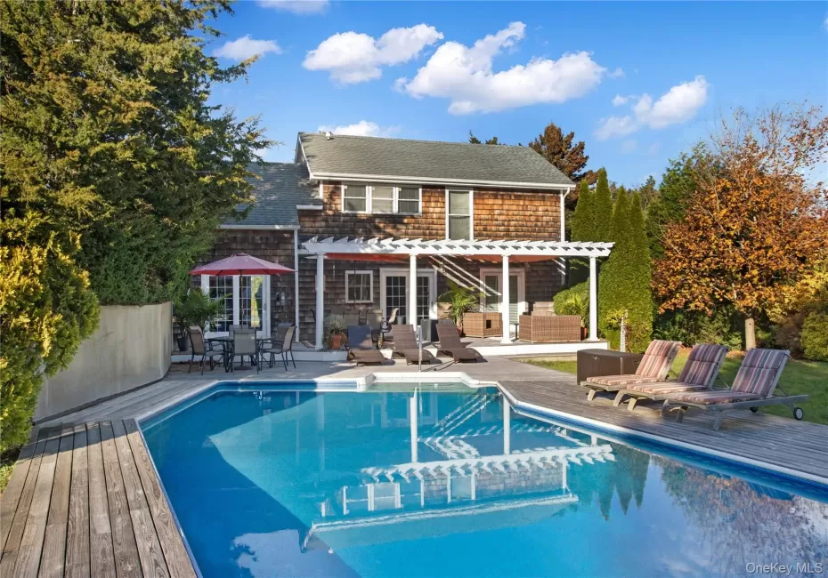 112 Upper 7 Ponds Road, Southampton, NY, 4 Bedrooms Bedrooms, 10 Rooms Rooms,3 BathroomsBathrooms,Residential,For Rent,Upper 7 Ponds,0,941317 112 Upper 7 Ponds Road, Southampton, NY, 4 Bedrooms Bedrooms, 10 Rooms Rooms,3 BathroomsBathrooms,Residential,For Rent,Upper 7 Ponds,0,941317