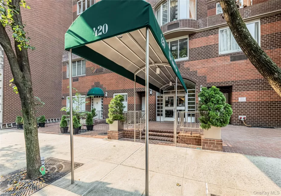 420 58th Street, New York, NY, 1 Bedroom Bedrooms, 3 Rooms Rooms,1 BathroomBathrooms,Residential,For Rent,58th,0,966484 420 58th Street, New York, NY, 1 Bedroom Bedrooms, 3 Rooms Rooms,1 BathroomBathrooms,Residential,For Rent,58th,0,966484