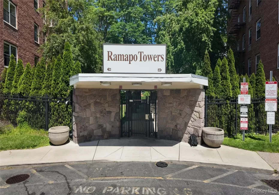 30 South Cole Avenue, Ramapo, NY, 3 Bedrooms Bedrooms, 7 Rooms Rooms,2 BathroomsBathrooms,Residential,For Rent,South Cole Avenue,0,1016453 30 South Cole Avenue, Ramapo, NY, 3 Bedrooms Bedrooms, 7 Rooms Rooms,2 BathroomsBathrooms,Residential,For Rent,South Cole Avenue,0,1016453