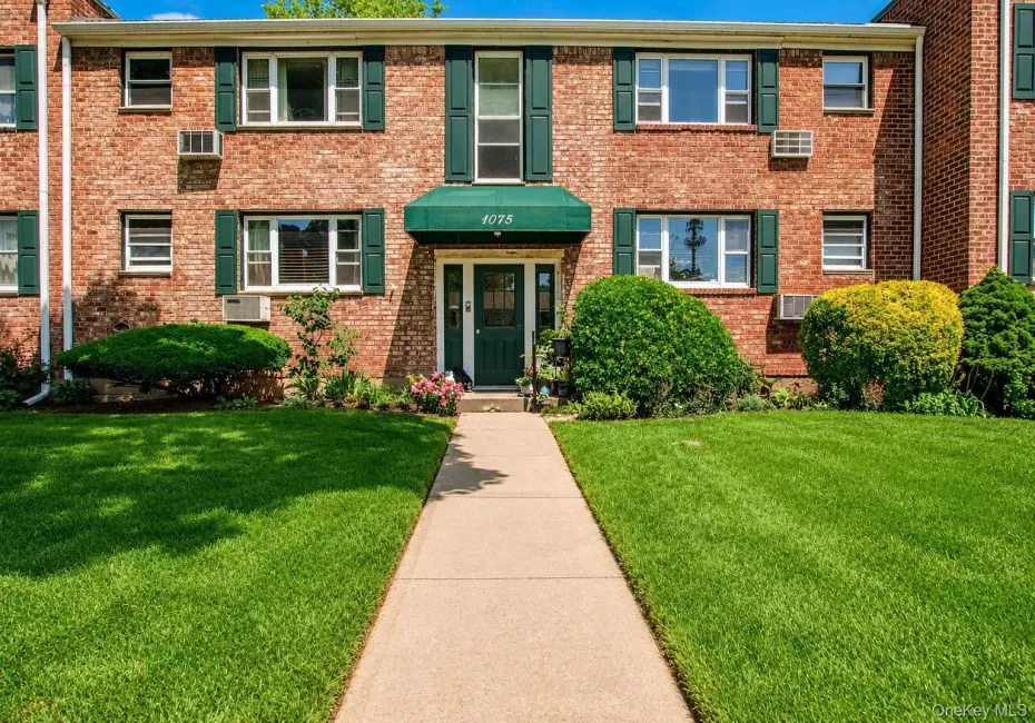 1075 Fenwood Drive, Hempstead, NY, 1 Bedroom Bedrooms, 4 Rooms Rooms,1 BathroomBathrooms,Residential,For Rent,Fenwood,0,1016515 1075 Fenwood Drive, Hempstead, NY, 1 Bedroom Bedrooms, 4 Rooms Rooms,1 BathroomBathrooms,Residential,For Rent,Fenwood,0,1016515