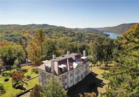 118 Tower Hill Road, Tuxedo, NY, 9 Bedrooms Bedrooms, 12 Rooms Rooms,7 BathroomsBathrooms,Residential,For Rent,Tower Hill,0,1019191 118 Tower Hill Road, Tuxedo, NY, 9 Bedrooms Bedrooms, 12 Rooms Rooms,7 BathroomsBathrooms,Residential,For Rent,Tower Hill,0,1019191
