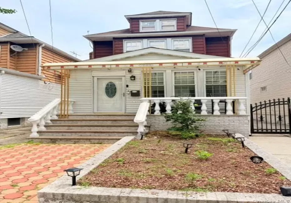 11537 114th Place, New York, NY, 3 Bedrooms Bedrooms, 11 Rooms Rooms,2 BathroomsBathrooms,Residential,For Rent,114th,0,1019289 11537 114th Place, New York, NY, 3 Bedrooms Bedrooms, 11 Rooms Rooms,2 BathroomsBathrooms,Residential,For Rent,114th,0,1019289