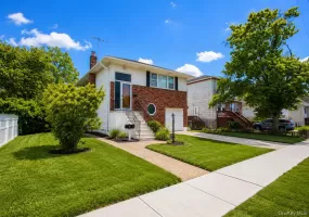 26 Lancaster Road, Hempstead, NY, 2 Bedrooms Bedrooms, 4 Rooms Rooms,1 BathroomBathrooms,Residential Lease,For Rent,Lancaster,0,1019260 26 Lancaster Road, Hempstead, NY, 2 Bedrooms Bedrooms, 4 Rooms Rooms,1 BathroomBathrooms,Residential Lease,For Rent,Lancaster,0,1019260