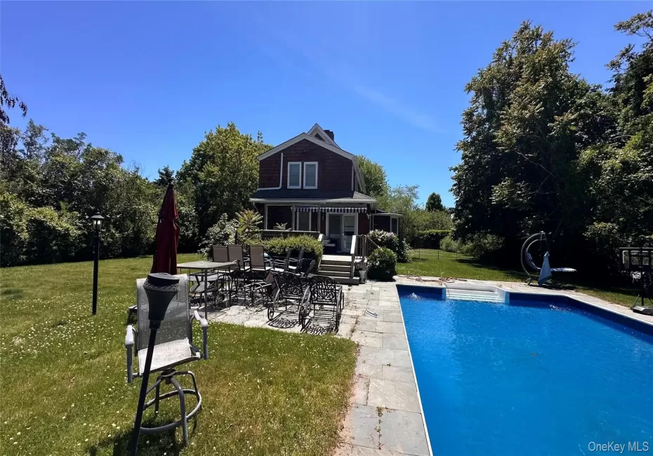 10 Kerrie Court, Southampton, NY, 3 Bedrooms Bedrooms, 4 Rooms Rooms,2 BathroomsBathrooms,Residential,For Rent,Kerrie,0,1019081 10 Kerrie Court, Southampton, NY, 3 Bedrooms Bedrooms, 4 Rooms Rooms,2 BathroomsBathrooms,Residential,For Rent,Kerrie,0,1019081