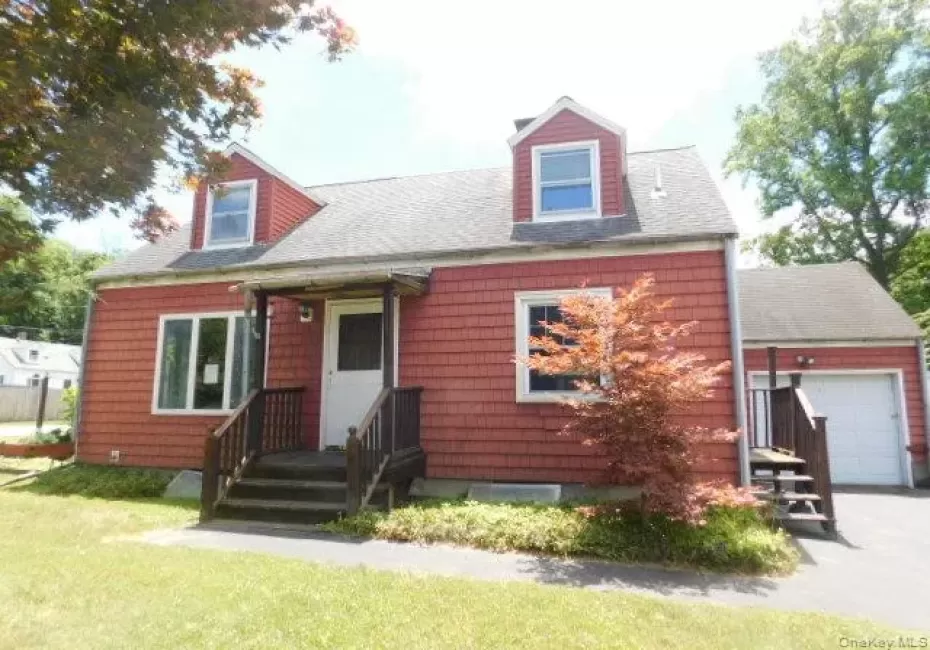 20 Farm Lane, Hyde Park, NY, 3 Bedrooms Bedrooms, 7 Rooms Rooms,1 BathroomBathrooms,Residential,For Rent,Farm,0,1019134 20 Farm Lane, Hyde Park, NY, 3 Bedrooms Bedrooms, 7 Rooms Rooms,1 BathroomBathrooms,Residential,For Rent,Farm,0,1019134