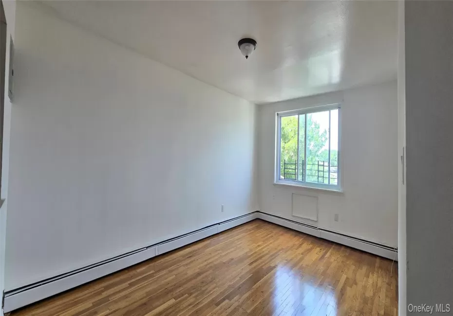 9517 84th Street, New York, NY, 3 Bedrooms Bedrooms, 5 Rooms Rooms,2 BathroomsBathrooms,Residential Lease,For Rent,84th,0,1019184 9517 84th Street, New York, NY, 3 Bedrooms Bedrooms, 5 Rooms Rooms,2 BathroomsBathrooms,Residential Lease,For Rent,84th,0,1019184