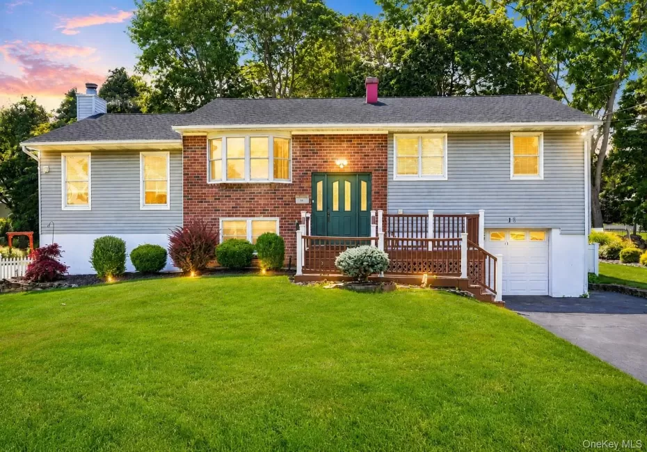 13 Bayview Drive, Stony Point, NY, 3 Bedrooms Bedrooms, 9 Rooms Rooms,1 BathroomBathrooms,Residential,For Rent,Bayview,0,1013661 13 Bayview Drive, Stony Point, NY, 3 Bedrooms Bedrooms, 9 Rooms Rooms,1 BathroomBathrooms,Residential,For Rent,Bayview,0,1013661