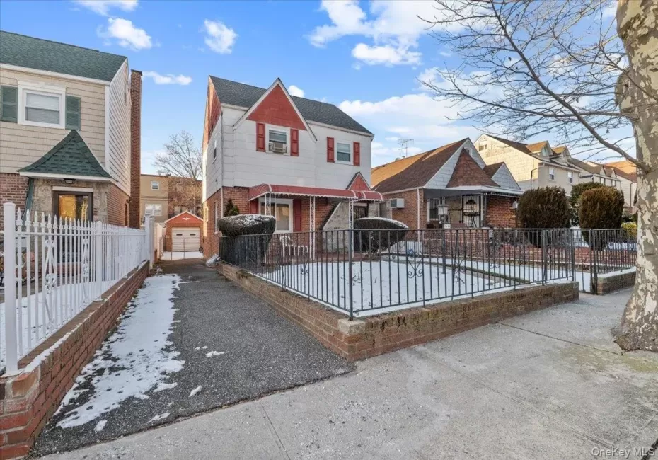 11590 223rd Street, New York, NY, 3 Bedrooms Bedrooms, 9 Rooms Rooms,2 BathroomsBathrooms,Residential,For Rent,223rd,0,1019245 11590 223rd Street, New York, NY, 3 Bedrooms Bedrooms, 9 Rooms Rooms,2 BathroomsBathrooms,Residential,For Rent,223rd,0,1019245