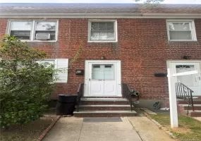 25525 Williston Avenue, New York, NY, 3 Bedrooms Bedrooms, 7 Rooms Rooms,1 BathroomBathrooms,Residential,For Rent,Williston,0,1018003 25525 Williston Avenue, New York, NY, 3 Bedrooms Bedrooms, 7 Rooms Rooms,1 BathroomBathrooms,Residential,For Rent,Williston,0,1018003