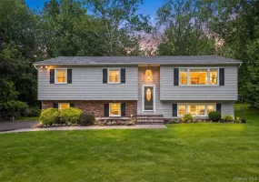 11 Nuthatch Lane, Clarkstown, NY, 4 Bedrooms Bedrooms, 11 Rooms Rooms,2 BathroomsBathrooms,Residential,For Rent,Nuthatch,0,1018278 11 Nuthatch Lane, Clarkstown, NY, 4 Bedrooms Bedrooms, 11 Rooms Rooms,2 BathroomsBathrooms,Residential,For Rent,Nuthatch,0,1018278