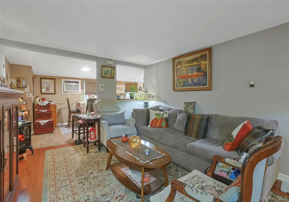 169 Sickles Avenue, Orangetown, NY, 2 Bedrooms Bedrooms, 5 Rooms Rooms,1 BathroomBathrooms,Residential Lease,For Rent,Sickles,0,1017438 169 Sickles Avenue, Orangetown, NY, 2 Bedrooms Bedrooms, 5 Rooms Rooms,1 BathroomBathrooms,Residential Lease,For Rent,Sickles,0,1017438