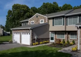 13 Towne Court, Brookhaven, NY, 2 Bedrooms Bedrooms, 5 Rooms Rooms,2 BathroomsBathrooms,Residential Lease,For Rent,Towne,0,1019912 13 Towne Court, Brookhaven, NY, 2 Bedrooms Bedrooms, 5 Rooms Rooms,2 BathroomsBathrooms,Residential Lease,For Rent,Towne,0,1019912
